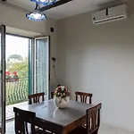 Residenziale, Near The Sea, Free Parking, Family * Nápoles