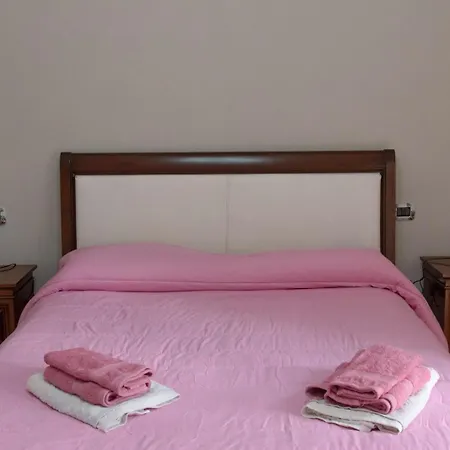 公寓 Residenziale, Near The Sea, Free Parking, Family *